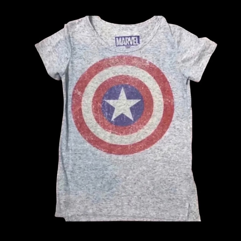 Marvel Captain America tee size medium